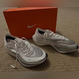 Nike vaporfly gen 2 new in box